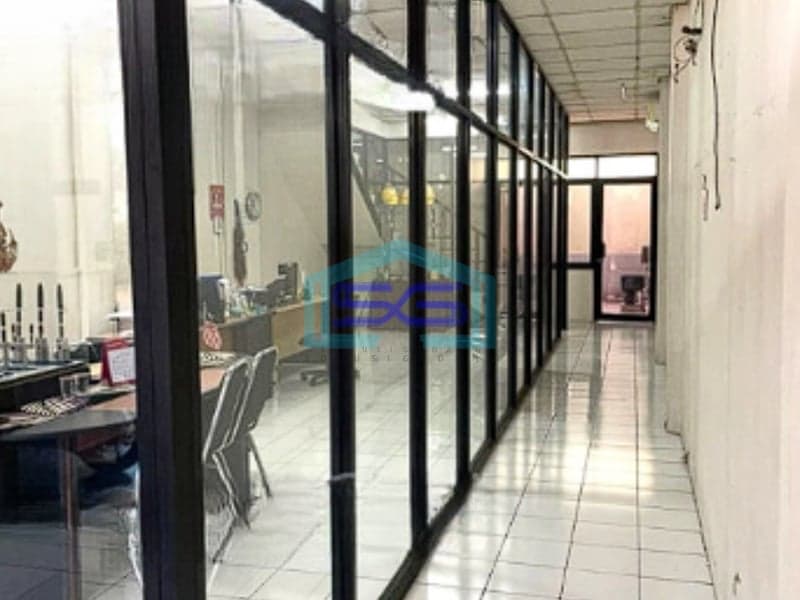 Dijual Cepat Ruko 3 lantai Lokasi Strategis di Citra garden Jakarta Barat LB 294m2