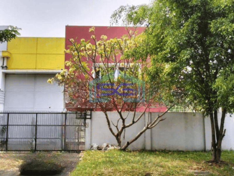 Disewakan Gudang Luas Bangunan  579 m² Lokasi Strategis di Pinggir Jalan BSD City Tangerang
