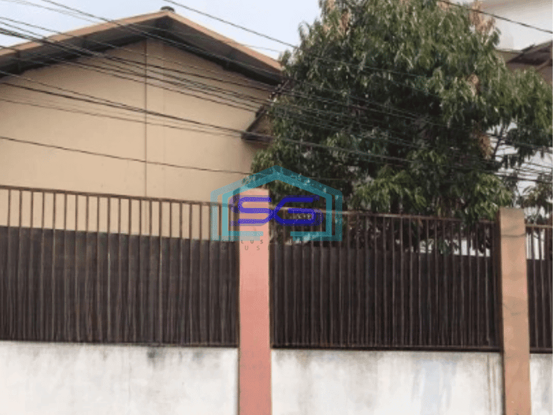 Disewakan Gudang Luas Bangunan  370 m² Lokasi Pinggir Jalan Raya Bekasi