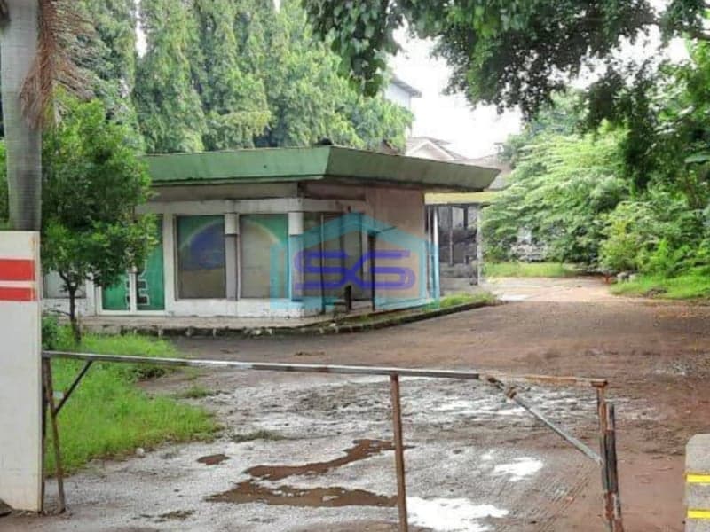 Disewakan Tanah Daerah Tebet MT Haryono Jakarta Selatan Mainroad Strategis LT 3154m2