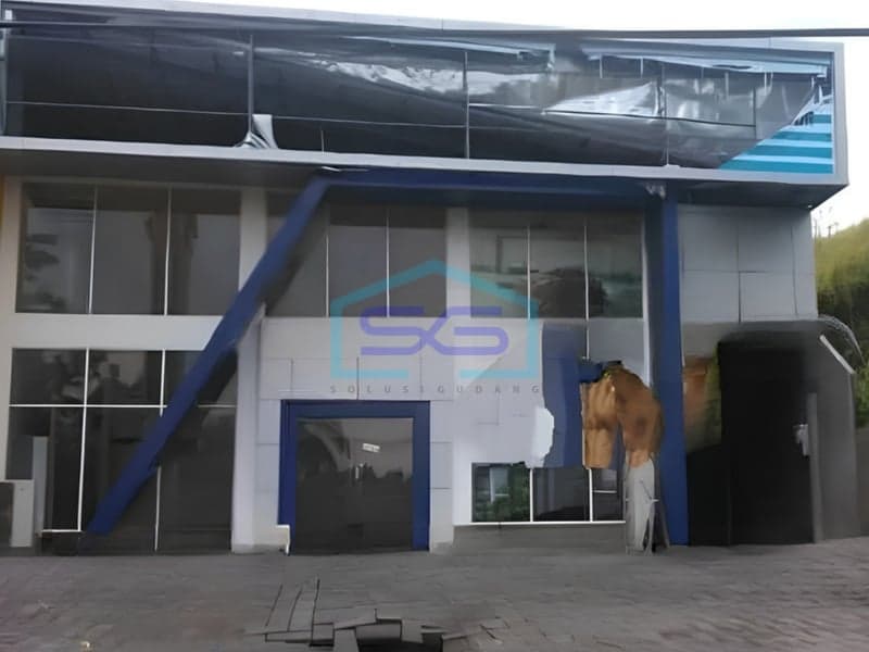 Dijual Ruang Usaha Ex Showroom di Jl. Yos Sudarso, Manado Sulawesi Utara - Harga Menarik