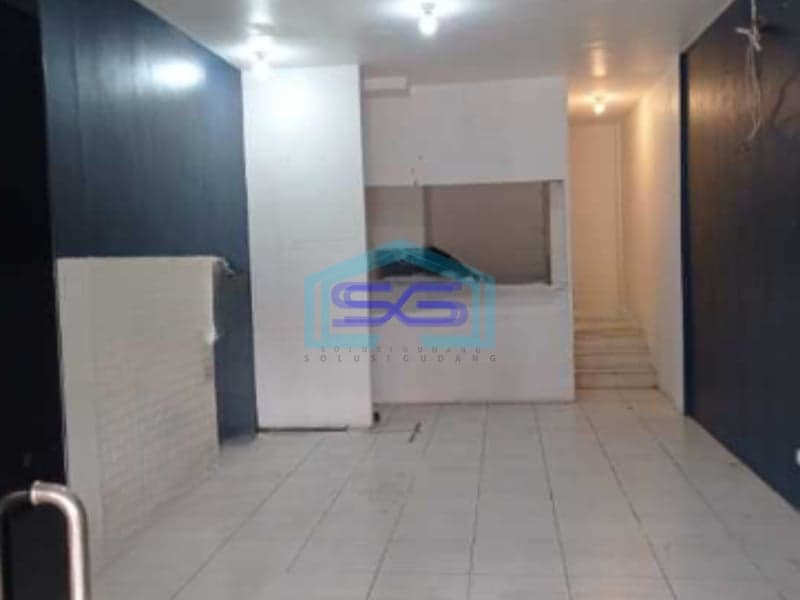 Disewakan Ruko 2 Lantai Daerah Komersil Kemang Jakarta Selatan LB 100m2