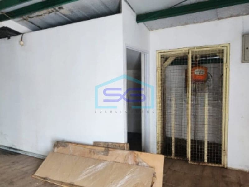 Disewakan Gudang Luas Bangunan 432 m² Lokasi Bebas Banjir di Tangerang