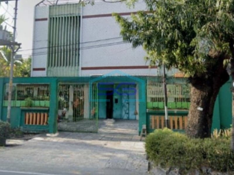 Dijual Ruko Bonus Gudang Lokasi Strategis Tengah Kota di Jl. Veteran, Serengan Solo Jawa Tengah LT 596m2