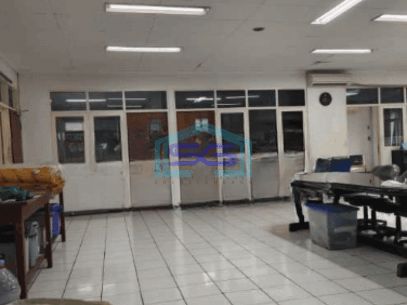 Disewakan Gudang Bebas Banjir Luas Bangunan  1000 m² di Kapuk Kamal Jakarta Barat