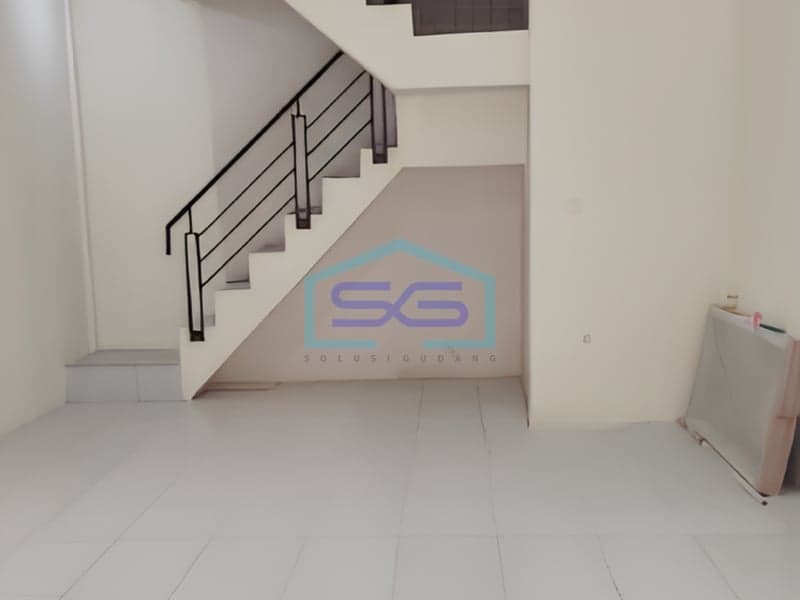 For Rent Shop House in Taman Kopo Indah Bandung Building Area 150m2