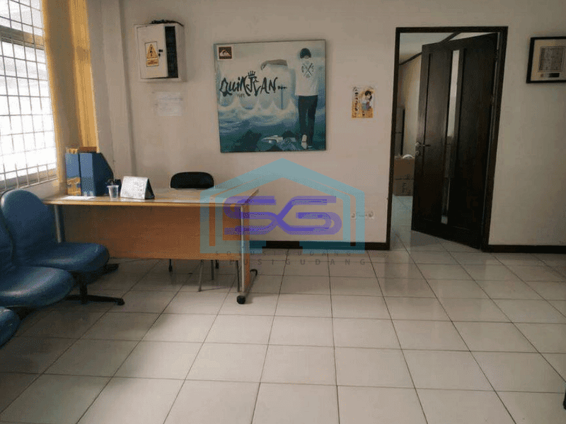 Dijual Gudang semanan hipli - Jakarta barat
