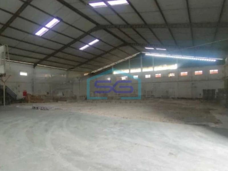 Dijual Gudang Bebas Banjir Luas Tanah 2030 m² Lokasi di Moch Toha Bandung