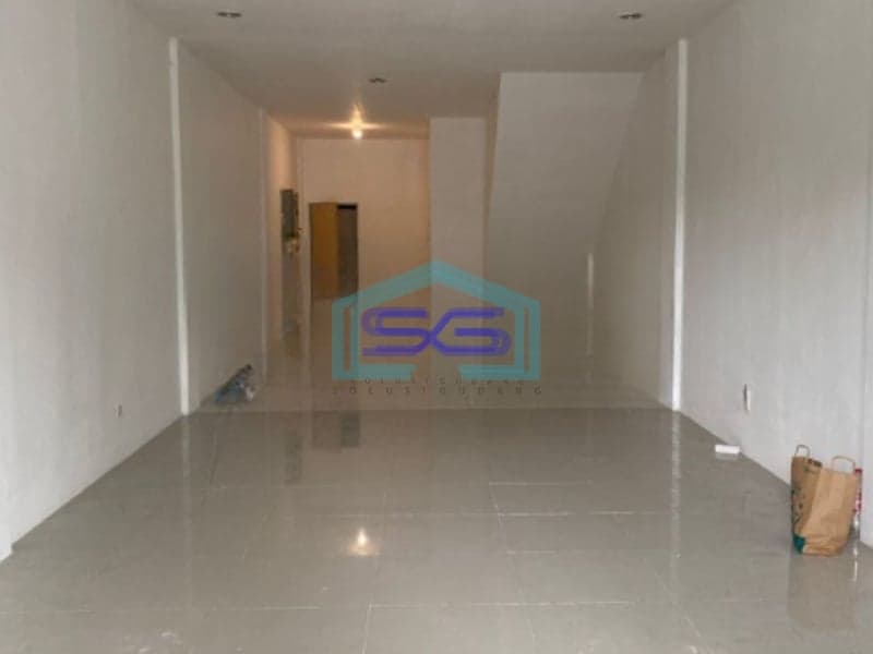 Disewakan Ruko 3 Lantai Luas Bangunan  229 m² Lokasi Cimone Tangerang