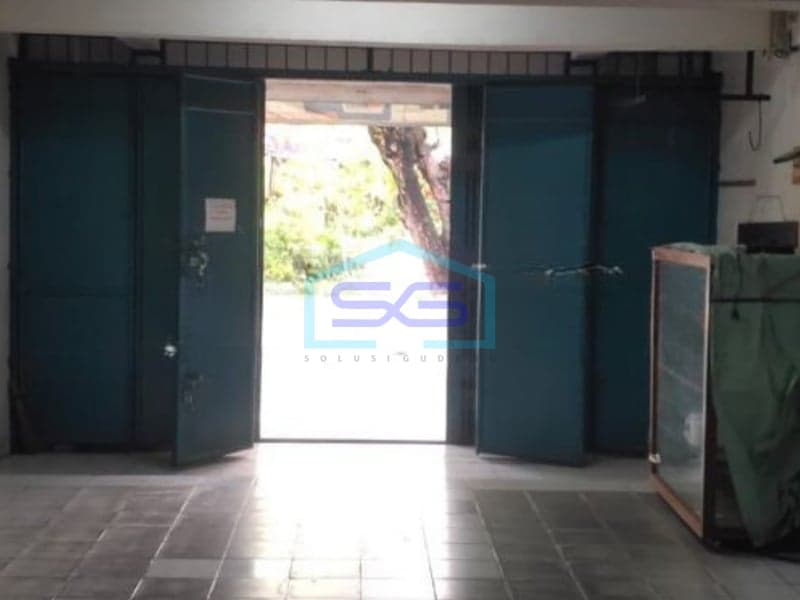 Fast Sale Cheap 3-Story Warehouse Shophouse in Jelambar West Jakarta Land Area 82 m²
