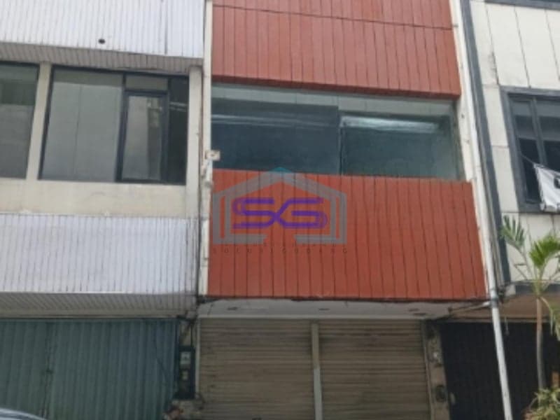 Disewakan Ruko 3 lantai di Boulevard Raya Kelapa Gading Jakarta Utara LB 175m2
