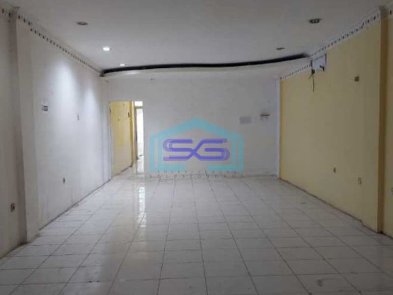 Disewakan Ruko Kondisi Bagus Lokasi Taman Palem Jakarta Barat