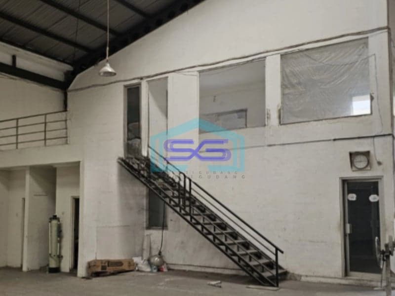 Dijual Gudang Luas Tanah 450 m² Lokasi Jatake Tangerang