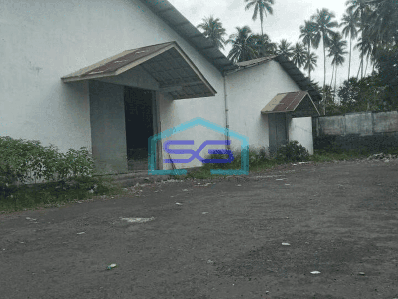 Dijual Gudang 2000m di jl politeknik Manado cocok buat distributor