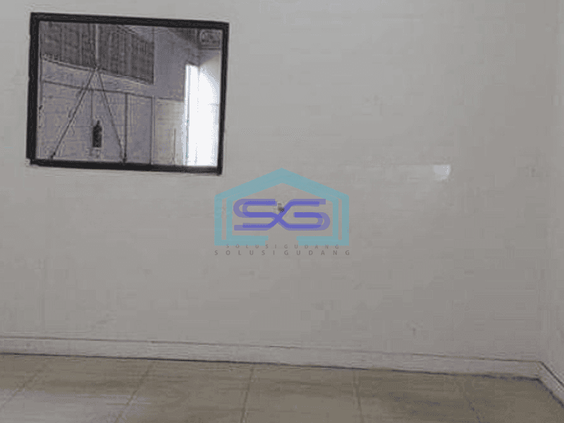 Disewakan gudang bagus 600m2 di Karawaci