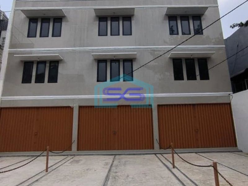 Disewakan Ruko 3,5 Lantai Area Mampang Prapatan Jakarta Selatan LB 278m2