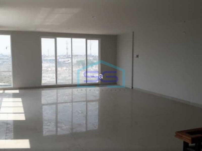 Cheap Shophouse for Sale in Palm Cengkareng, West Jakarta Building Area 300 m²