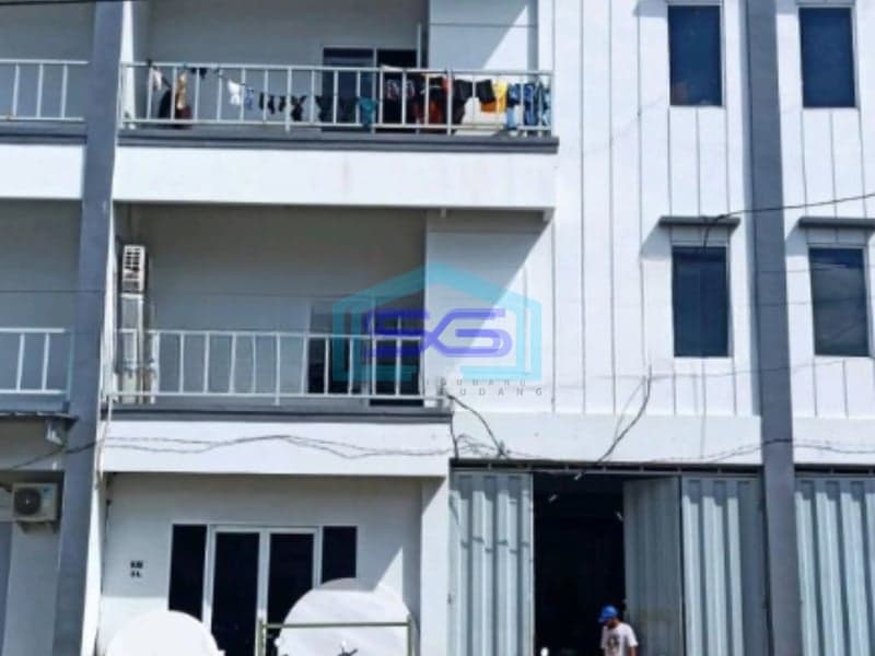 Disewakan Gudang Luas Bangunan  600 m² Lokasi di Kalideres Jakarta Barat