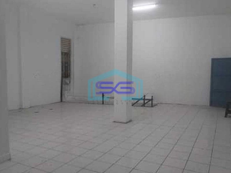 Disewakan Ruko 2 Lantai Siap Usaha LB 470m2 Lokasi Komersial di Bekasi Utara