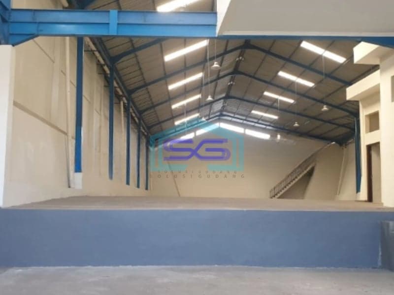 Disewakan Gudang Jalan Provinsi Semarang Kendal di Jl. Raya Semarang Luas Bangunan  1000 m²