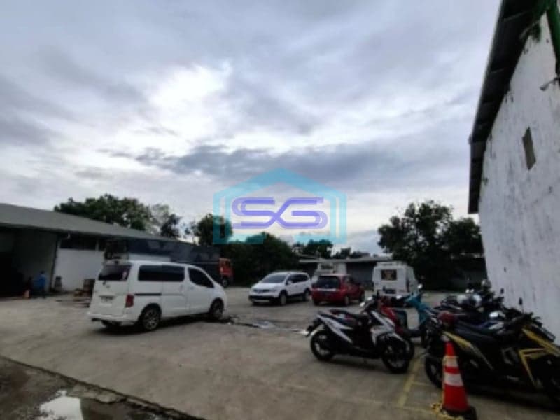 Disewakan Gudang Kawasan Sangat Bagus di Mainroad Ujungberung Bandung Luas 842m2