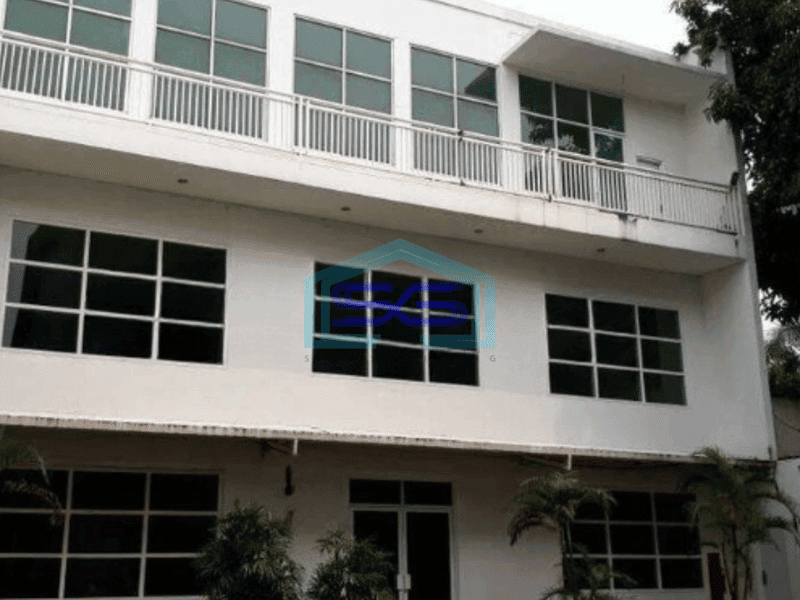 Dijual Pabrik Akses Container 40 Feet Luas Bangunan  15000 m² di Cimone Tangerang