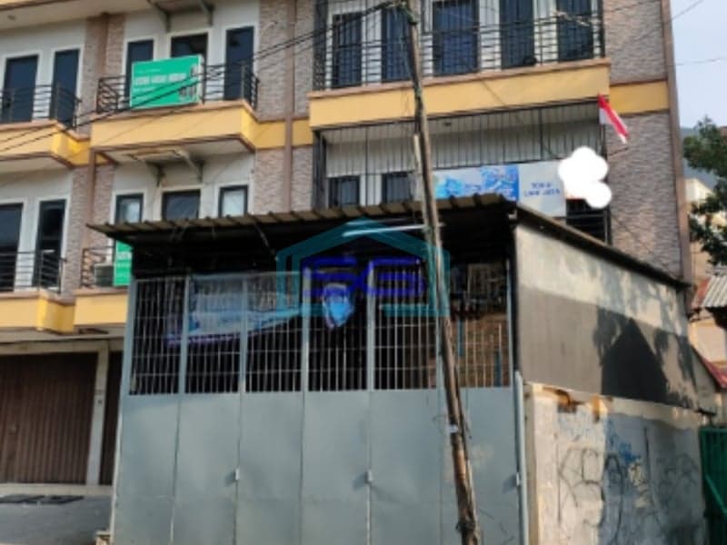 Dijual Ruko di Tanjung Duren Jakarta Barat Luas Tanah 110m2 Posisi di Jalan Besar