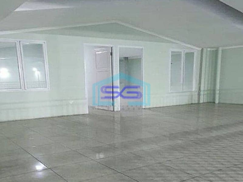 Disewakan Gudang Siap Pakai di Cakung Lantai Epoxy Rapih Daerah Cakung Jakarta Timur
