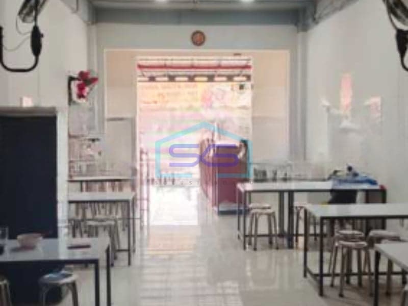 For Rent: Flood-Free Ready-to-Occupy Shophouse in Bekasi, Building Area 202 sqm