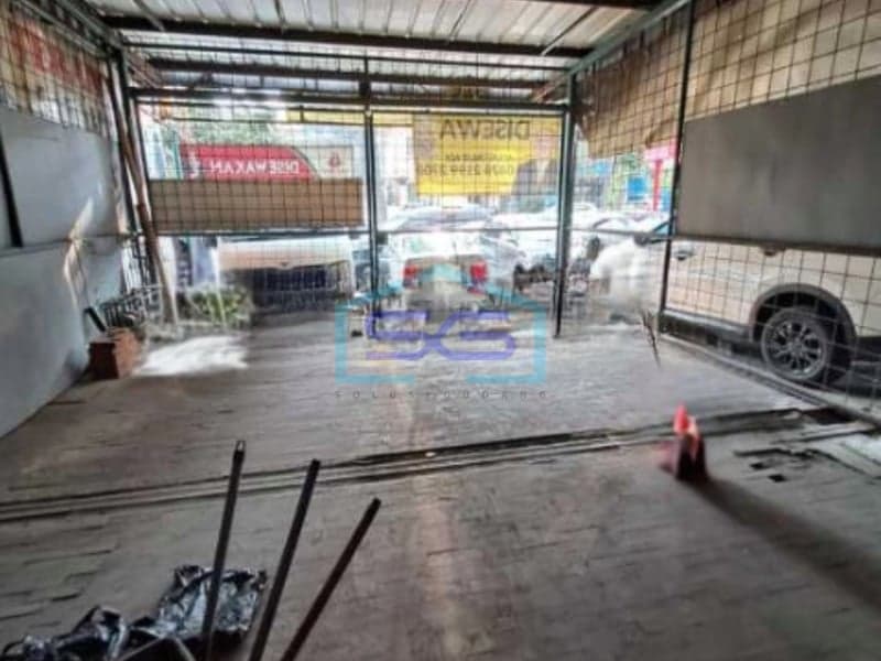 Disewakan Ruko 2 Lantai Strategis di Bandung Jawa Barat Luas Bangunan 200 m²