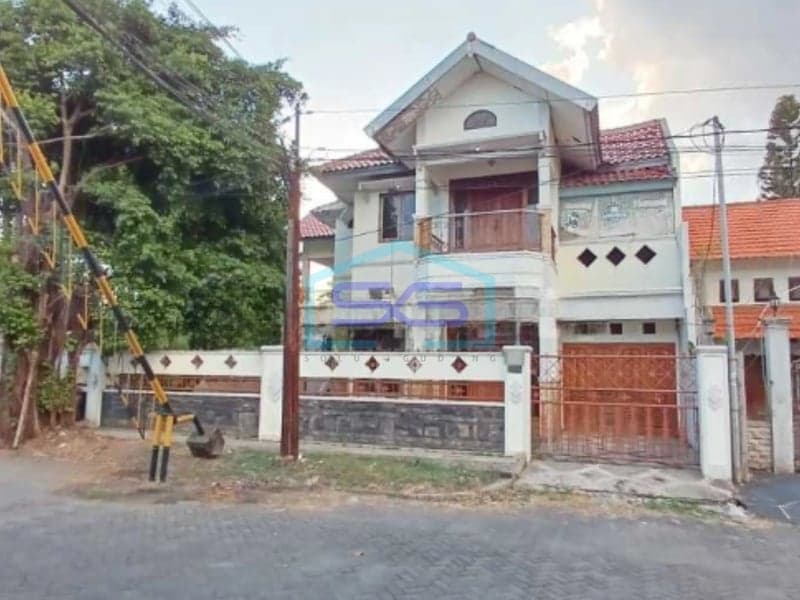 Disewakan Ruang Usaha Komersial di Manyar Gresik - Luas 680m²