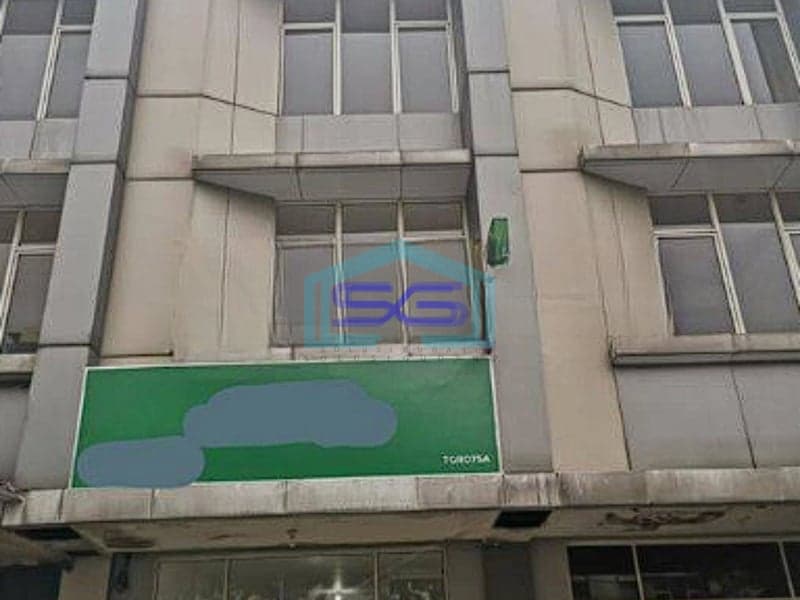 Disewakan cepat Ruko 3 lantai di Alam Sutera Town Center Tangerang LB 200m2