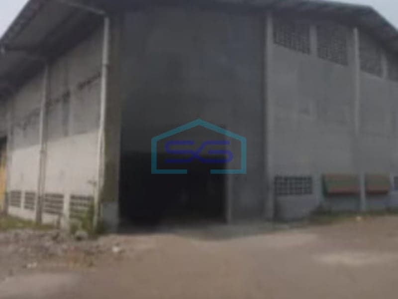 Warehouse for Rent 3340 sqm Building Area Strategic Location in Karanganyar