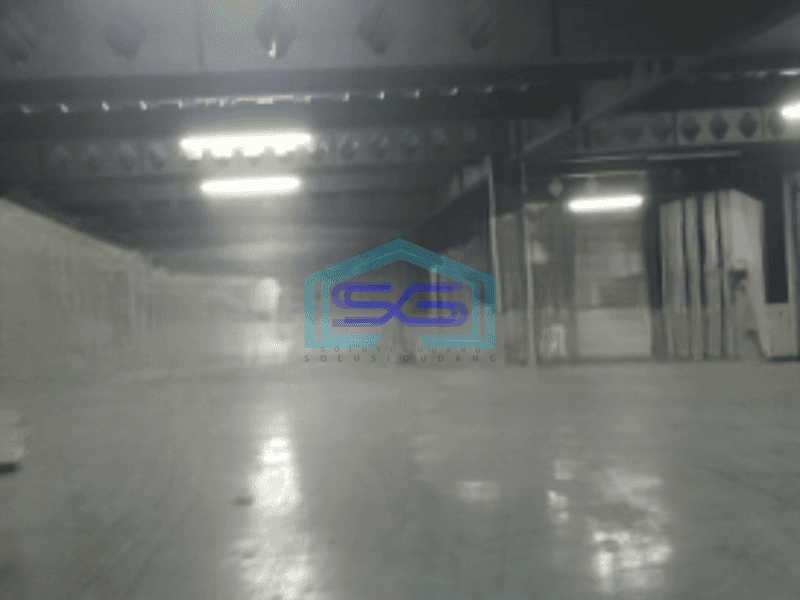 Disewakan Gudang Ada Kantor Luas Bangunan  1688 m² di Penggilingan Jakarta Timur