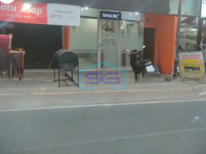 Shophouse for Rent on Main Road Denpasar Bali Building Area 100sqm