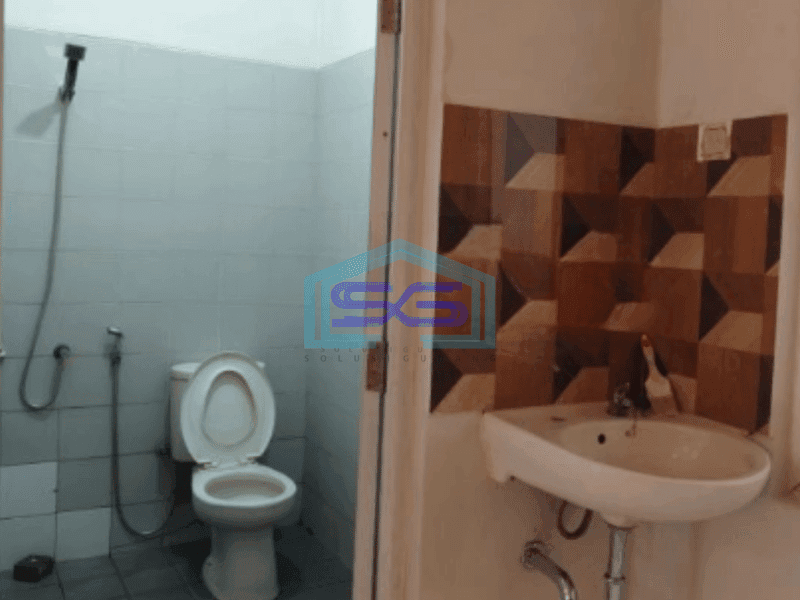 Disewa Ruko Di Kawasan Bisnis Compark Kota Wisata Cibubur Luas Tanah 60 m²