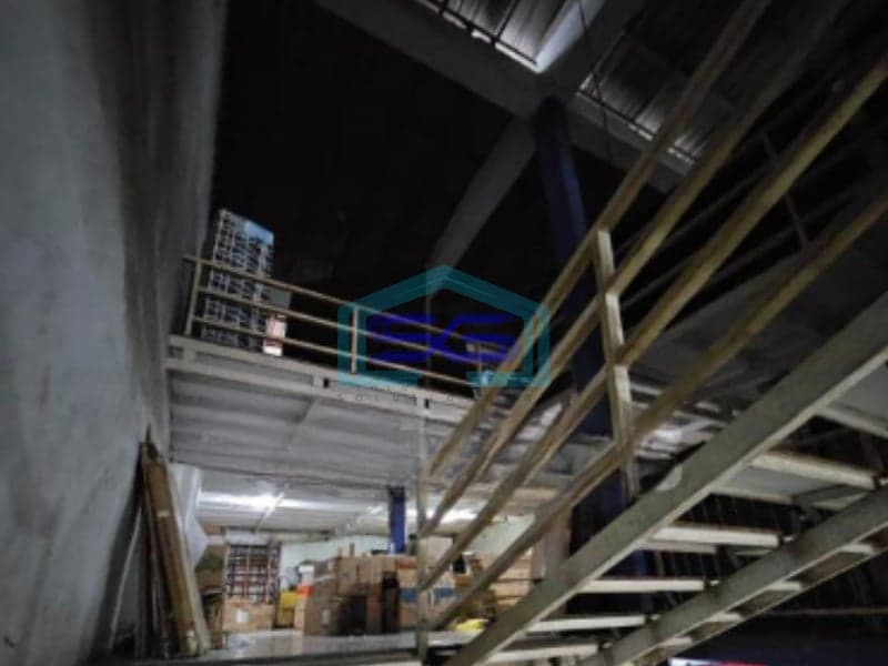Dijual Ruko Ex Furniture di Kota Jababeka Bekasi Luas Bangunan 480m2