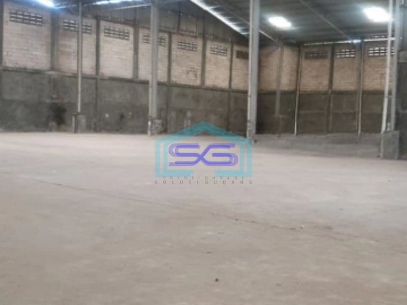 Disewakan Gudang Besar di Cipondoh Tangerang Sudah Renovasi SHM LT 1600m2