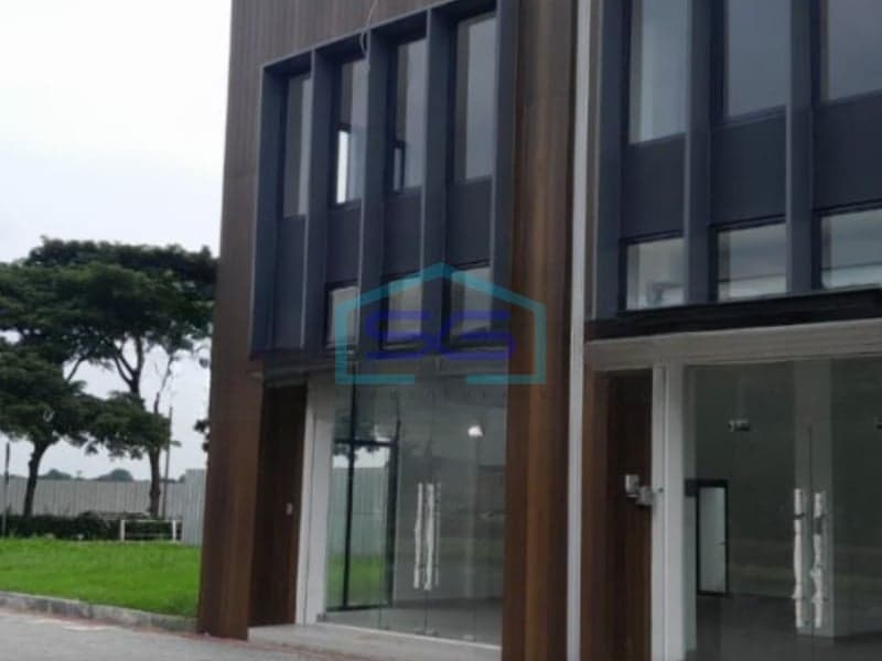 For Rent: Shop House Facing Street, 100 sqm Building Area in Citra Garden West Jakarta