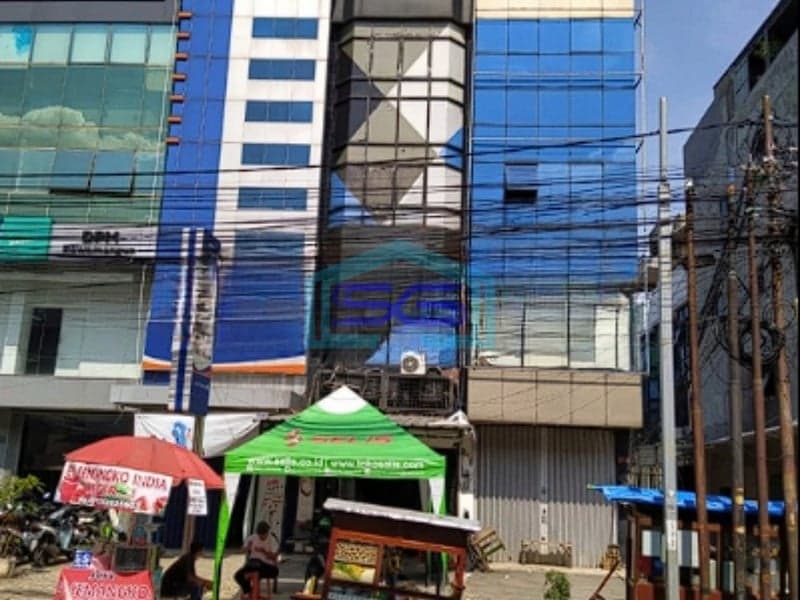 Dijual Ruko Lokasi Strategis di Rawamangun Jakarta Timur Luas Bangunan 270m2