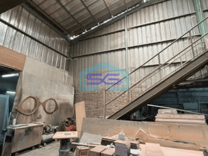 Dijual Gudang Ex Workshop Furniture Luas Bangunan 1000 m² Lokasi Bebas Banjir Cipondoh Tangerang