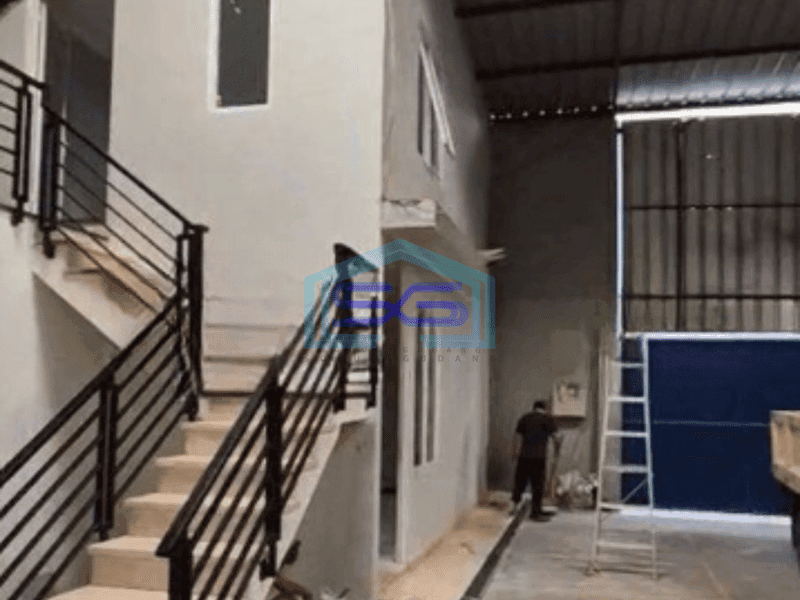 Dijual Gudang 2 Lantai Luas Tanah 660 m² di Cipondoh Tangerang