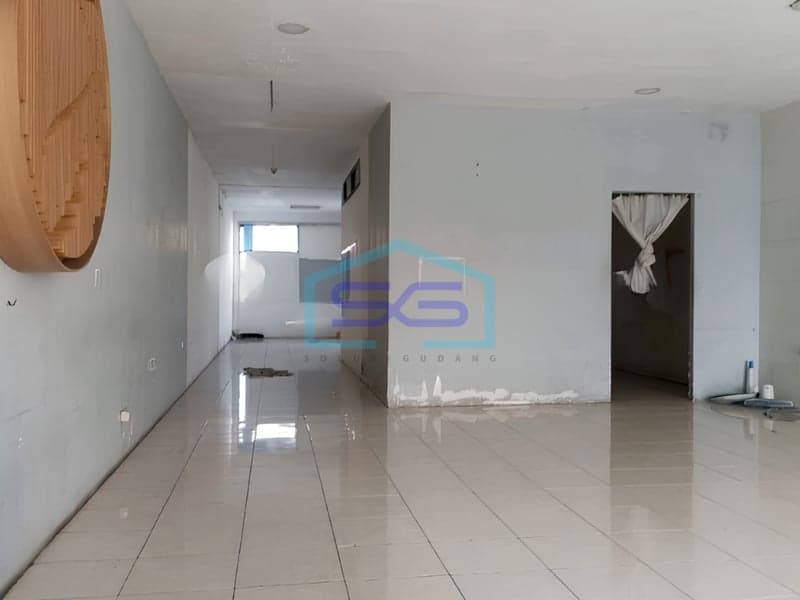 For Rent Shop House in Central Cimahi Spacious Building