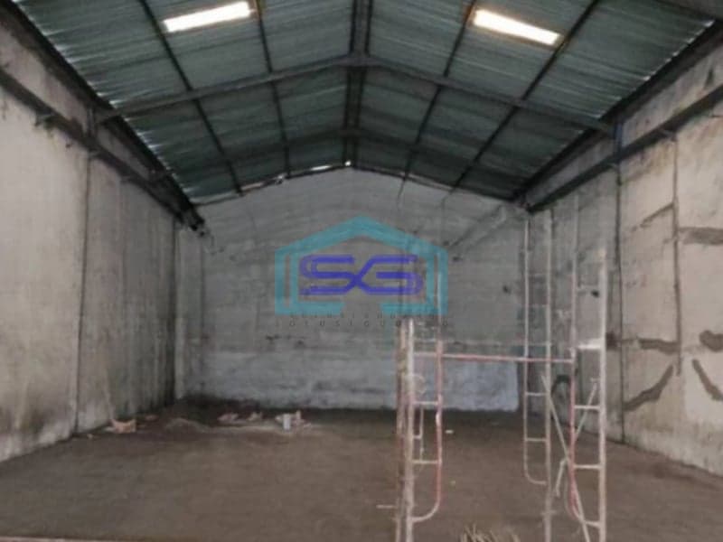 Disewakan Gudang Ada kantor Luas Bangunan 360 m² Lokasi Margomulyo Surabaya