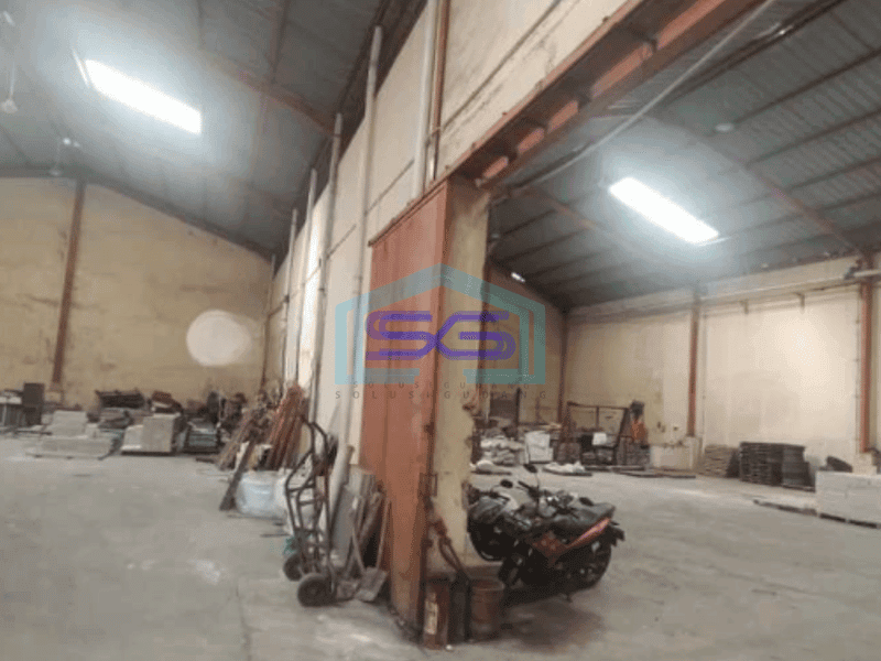 Disewakan Gudang Larangan Tangerang Luas Tanah 2500 m²