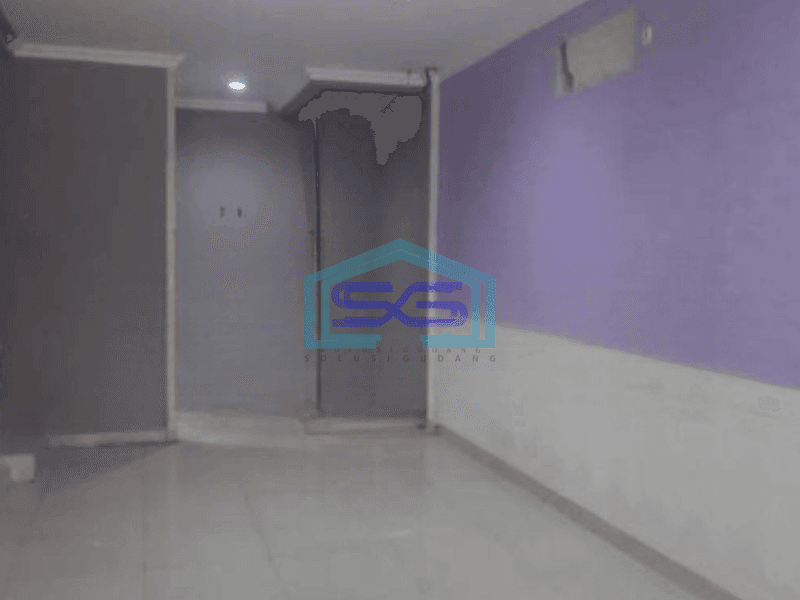 Disewakan Ruko 3 Lantai Luas Bangunan 236 m² di Green Lake City Jakarta Barat