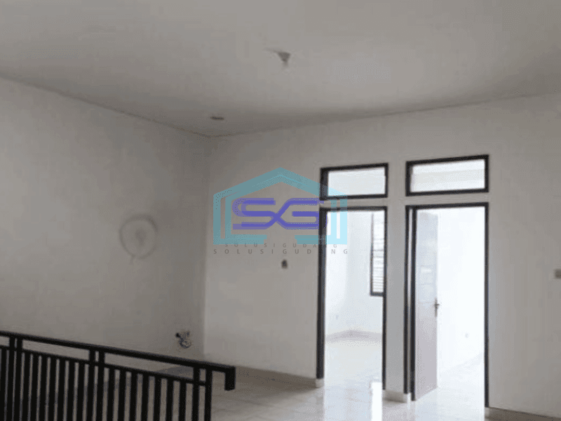 Disewakan Ruko 2 lantai Strategis Di Sayap Karapitan Bandung Kota LB 160m2