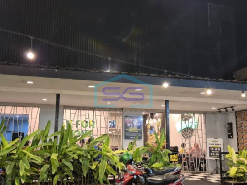 售：日惹梳邦德布卡迪迪鲁迪，占地400平方米的商住楼