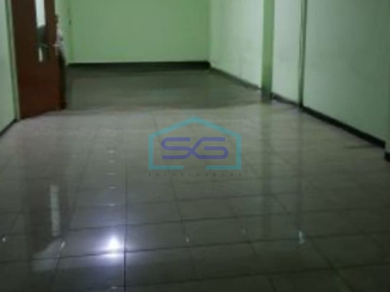 Disewakan Ruko Luas Bangunan 500 m² 3 Lantai Lokasi di Bekasi