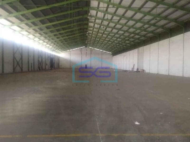 Disewakan gudang di hyundai cikarang luas 3700m